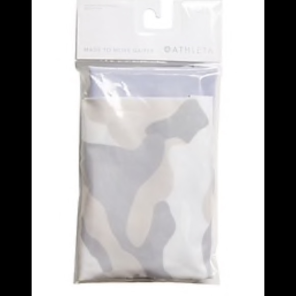 New Athleta made to move gaiter - Picture 3 of 3